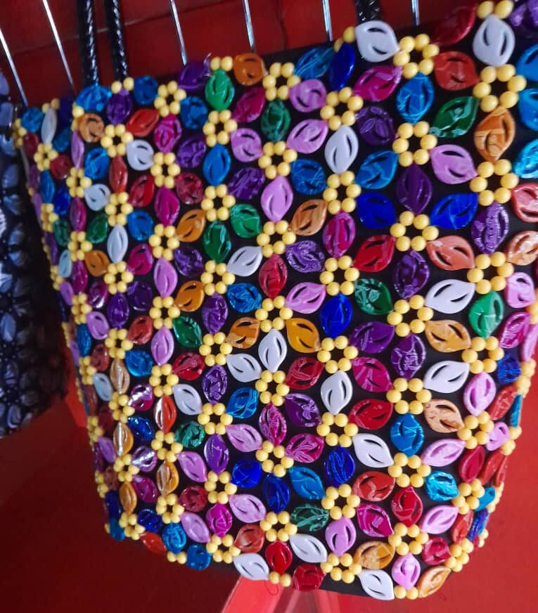 FLOWERED CERAMIC BEADED HANDBAG WITH WOVEN HANDLE