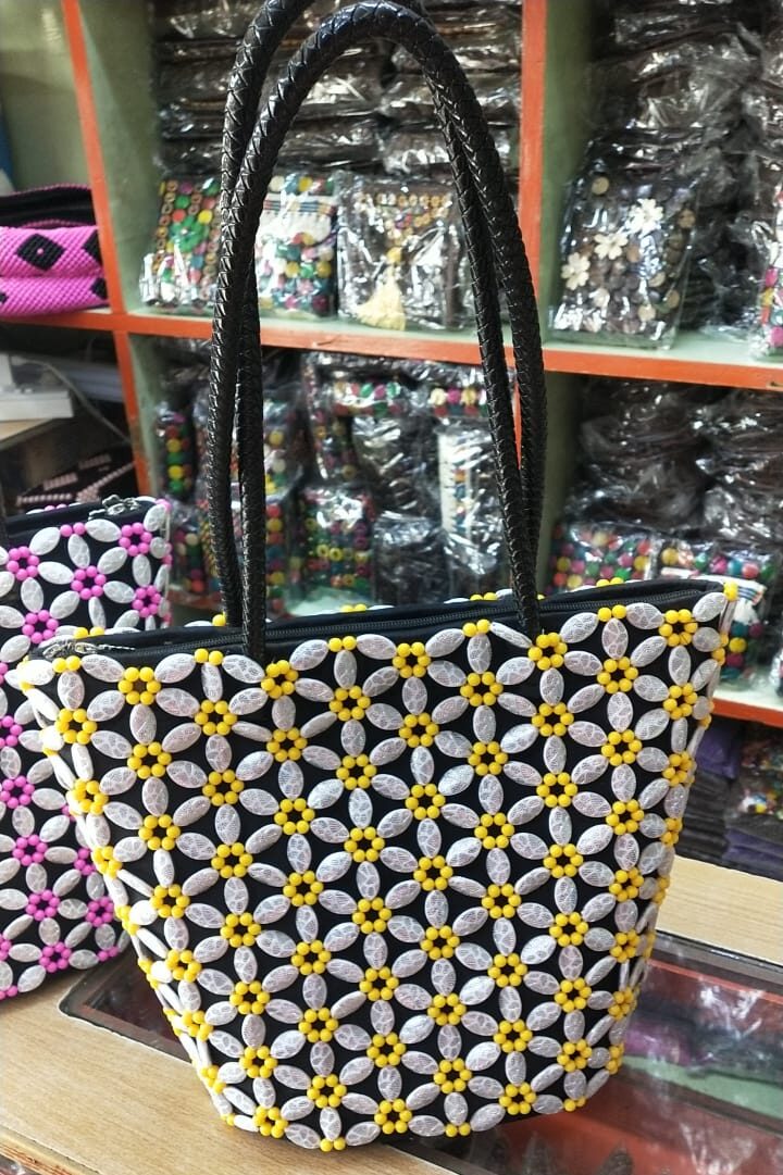 STAR CERAMIC BEADED HANDBAG WITH WOVEN HANDLE