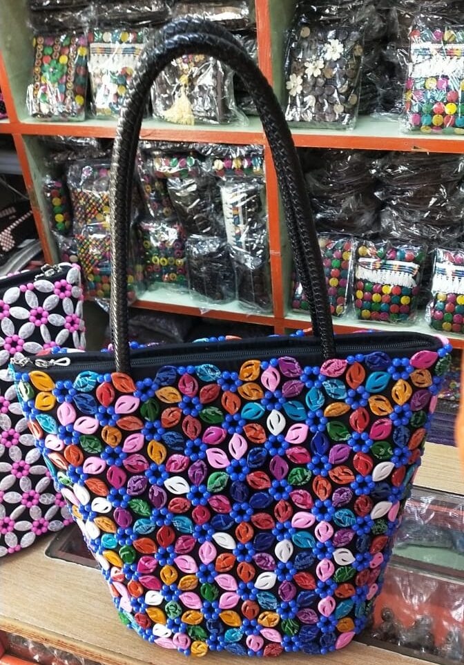 FLOWERED CERAMIC BEADED HANDBAG WITH WOVEN HANDLE