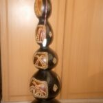 Etched gourd lampstand (2)