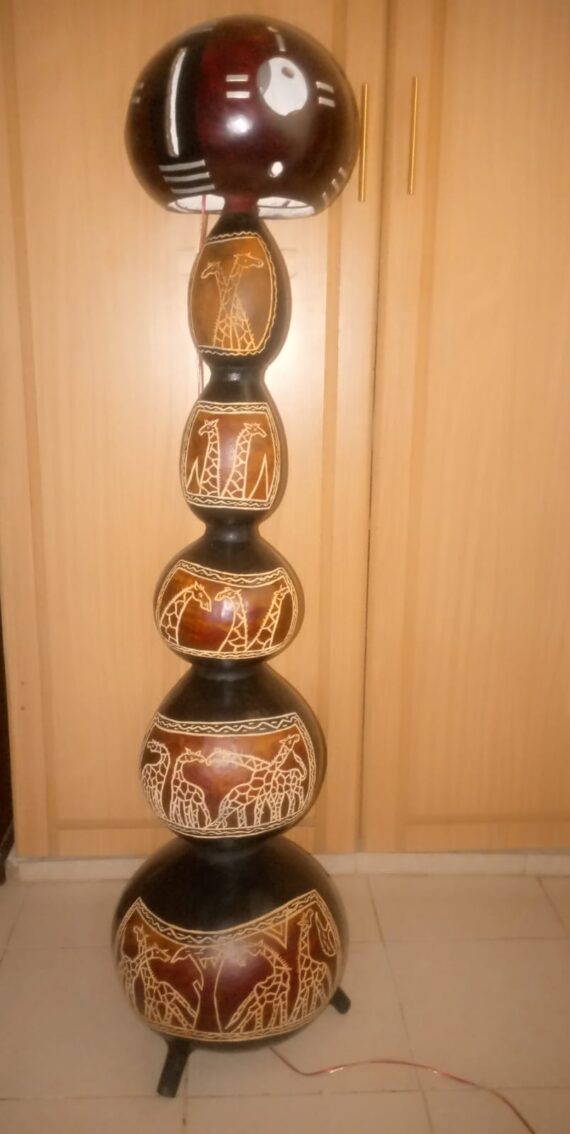 Etched gourd lampstand