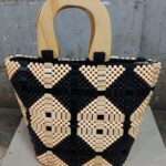 Designed Wooden Bead Bag Wooden Handle Kenya made (3)