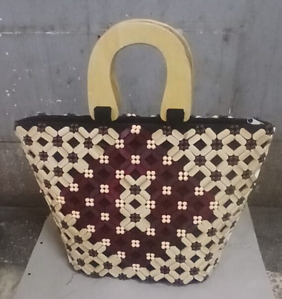 Designed Wooden Bead Bag Wooden Handle Kenya made (6)