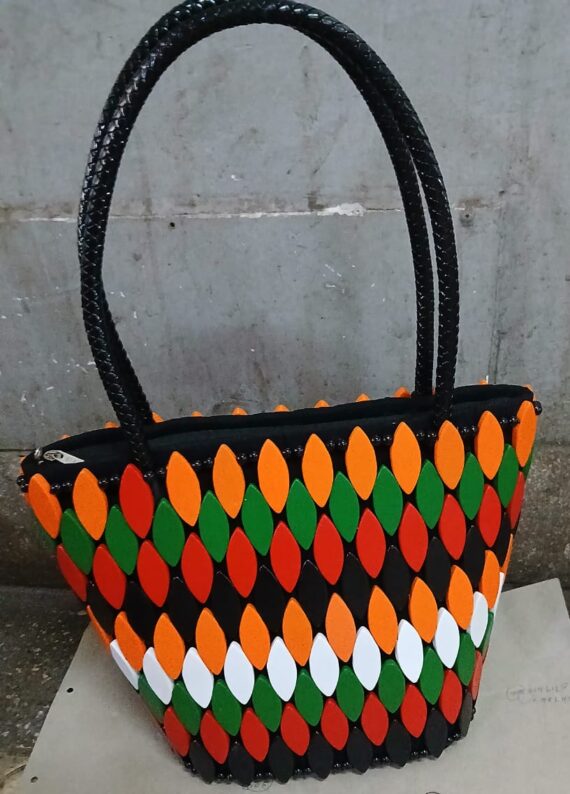 Designed Wooden Oval Bead Bag Kenya made (2)