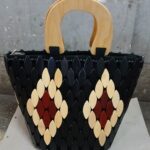 Designed Wooden Oval Bead Bag Wooden Handle Kenya made (3)